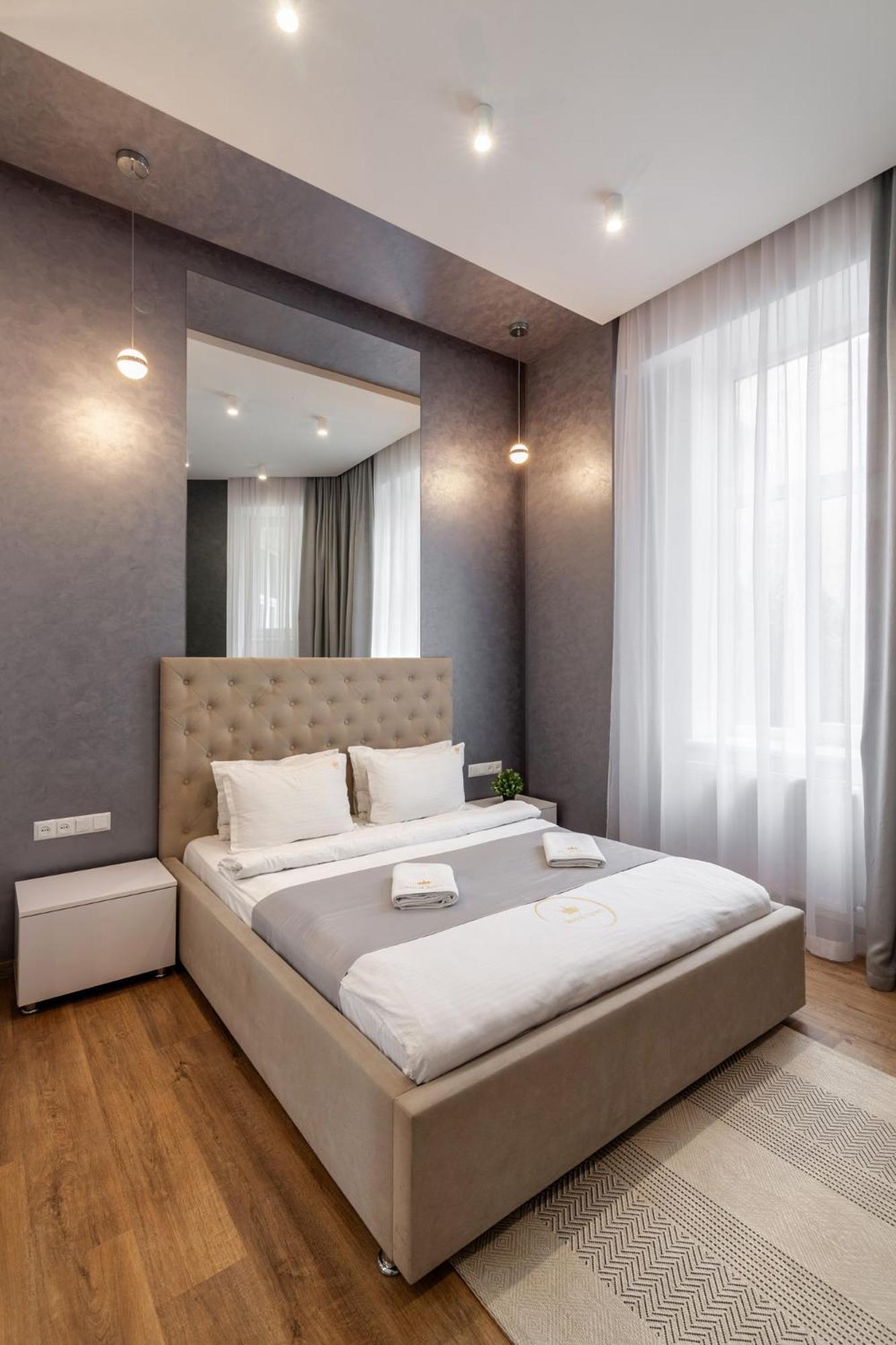 Royal Apartment On Franka 28 Lviv Exterior foto